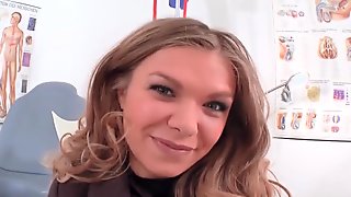 Lena Nitros erstes Video